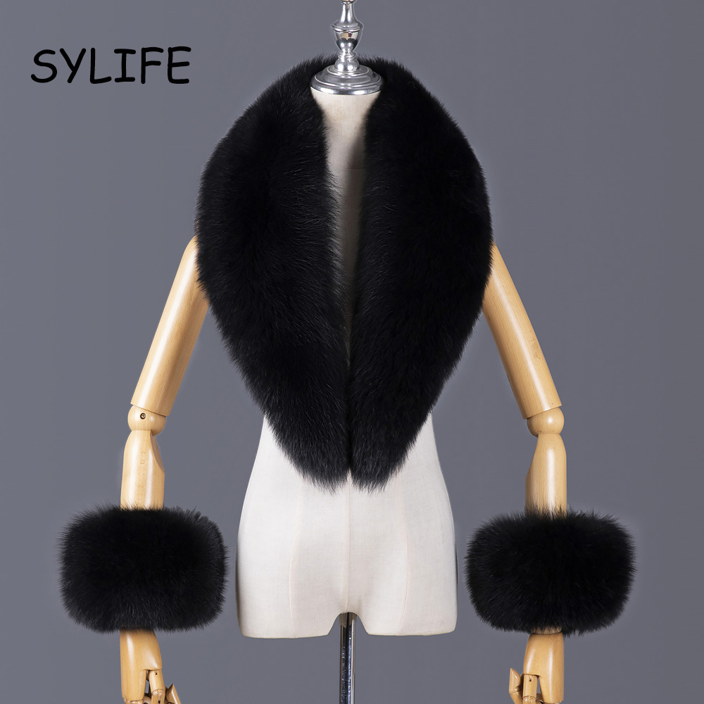 Winter Clothing Essentials - 2025 Collar de piel de zorro