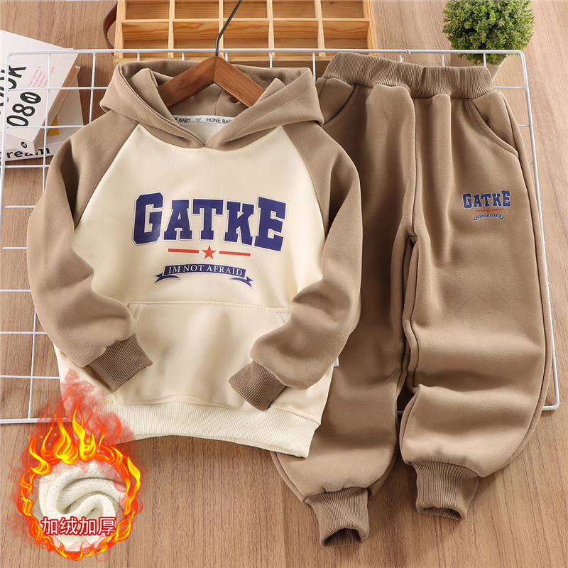 Conjuntos gruesos de invierno  - Winter Clothing Activity reseña y precio