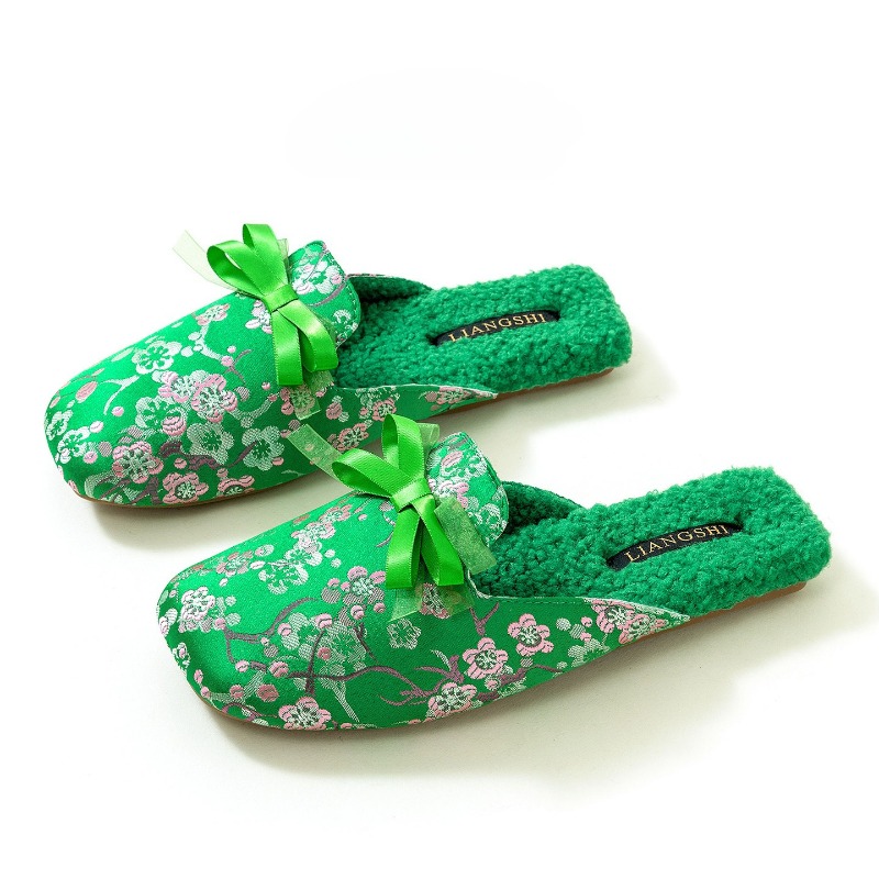 Zapatillas de casa con flores  - Winter Cloth reseña y precio