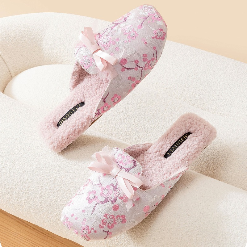 Zapatillas de casa con flores  - Winter Cloth reseña y precio
