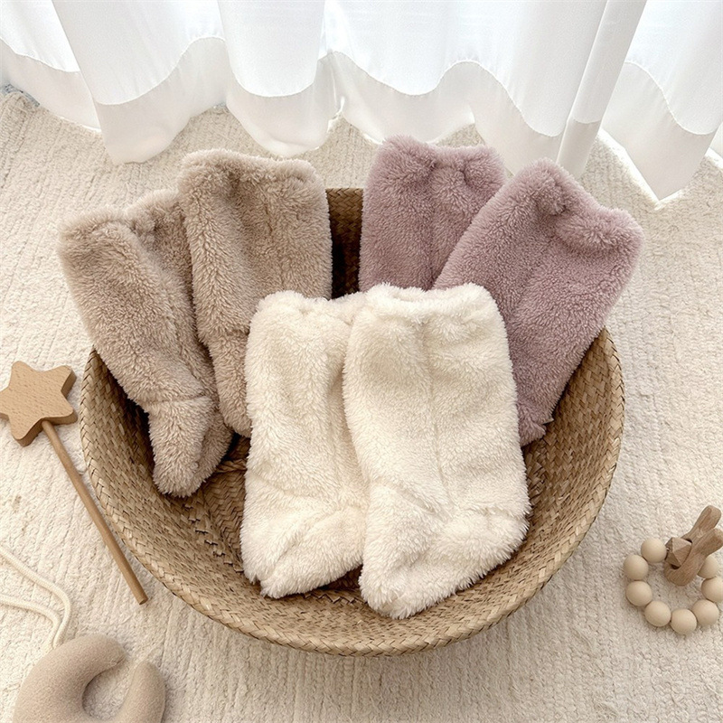 Calcetines cálidos de invierno - Winter Clothing For Babies reseña y precio