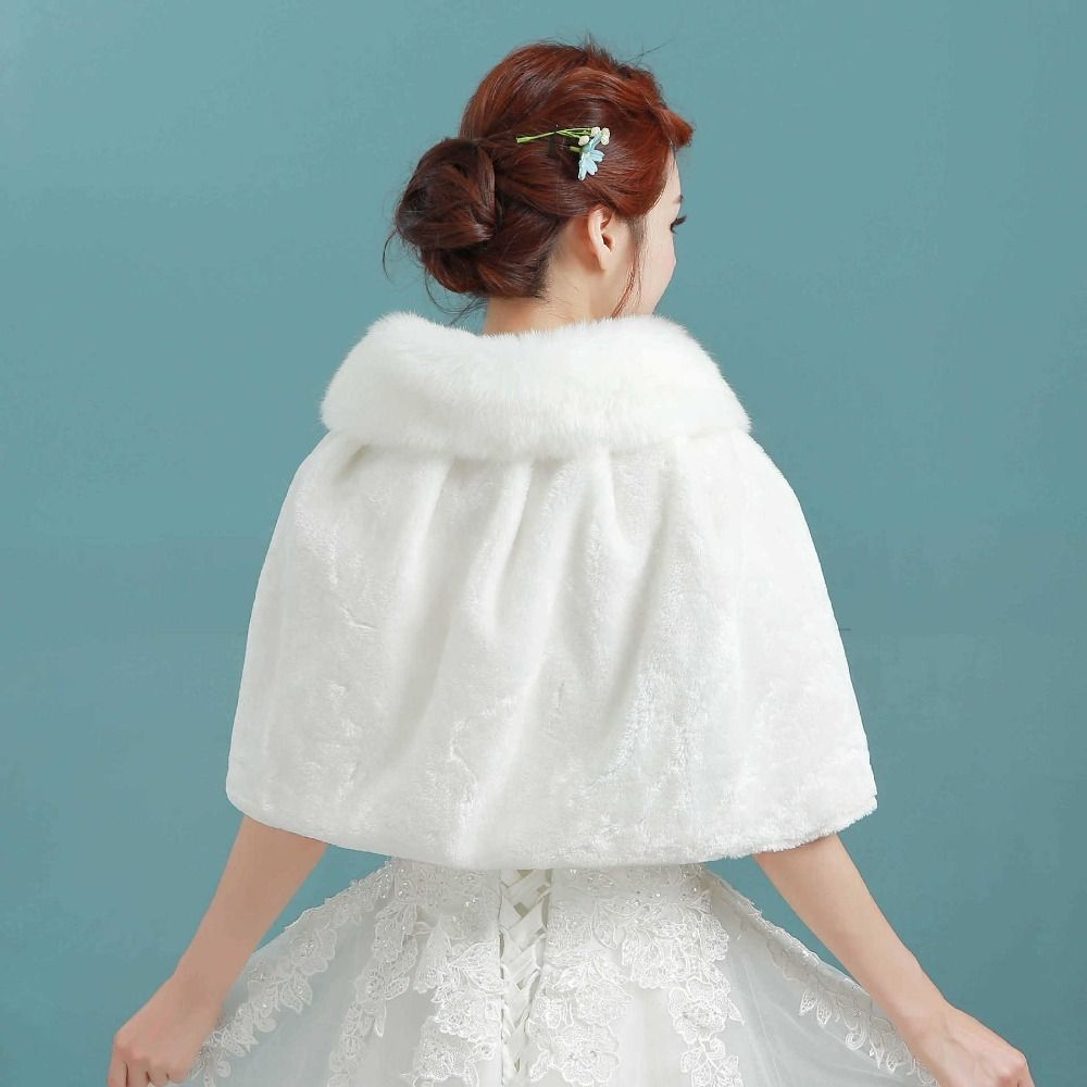 Estola blanca de invierno grue - Winter Clothing Essentials reseña y precio